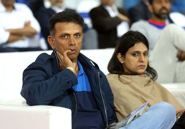 ISL 2017: Jamshedpur FC troll Bengaluru FC fans and Rahul Dravid ...