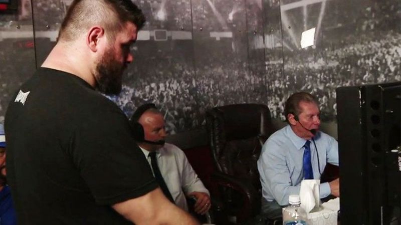 Resultado de imagen para vince mcmahon gorilla