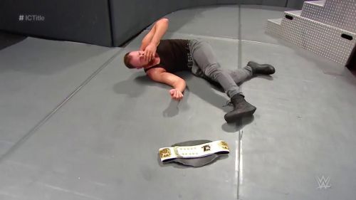 Ambrose barely managed to hold on to his title