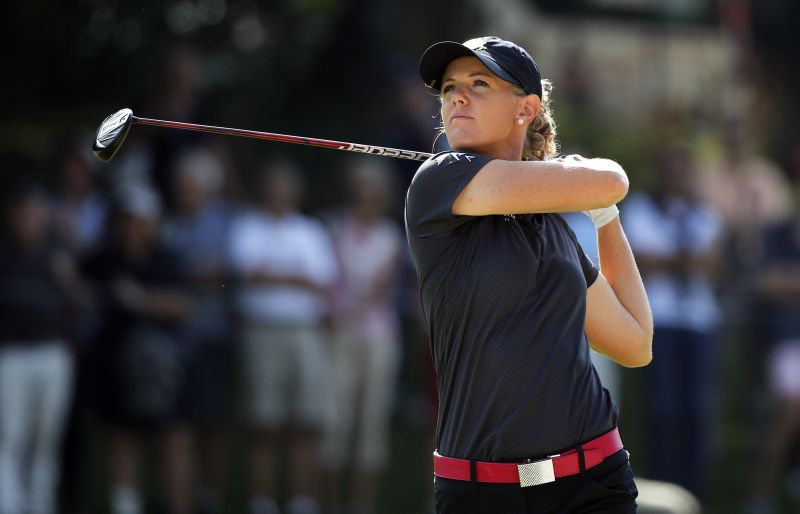 American Amy Olson leads by 2 strokes at LPGA Singapore