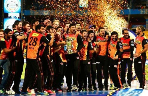 आईपीएल में फाइनल में सबसे ज्यादा रन बनाने वाली 3 टीम, पहली टीम का नाम हैरान करने वाला 4 आईपीएल में फाइनल में सबसे ज्यादा रन बनाने वाली टीम, पहली टीम का नाम हैरान करने वाला
