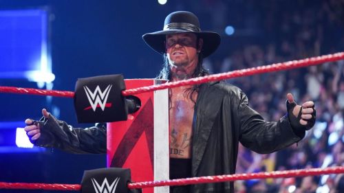  ] Undertaker on RAW 