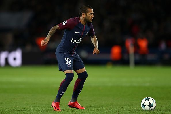 Dani Alves is probably the best 'out-of-contract' player in the market