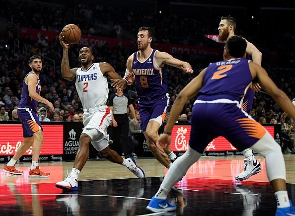 Phoenix Suns v Los Angeles Clippers