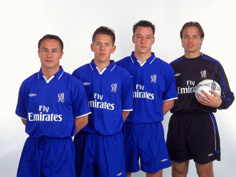 Mark Bosnich (far right) with his Chelsea teammates