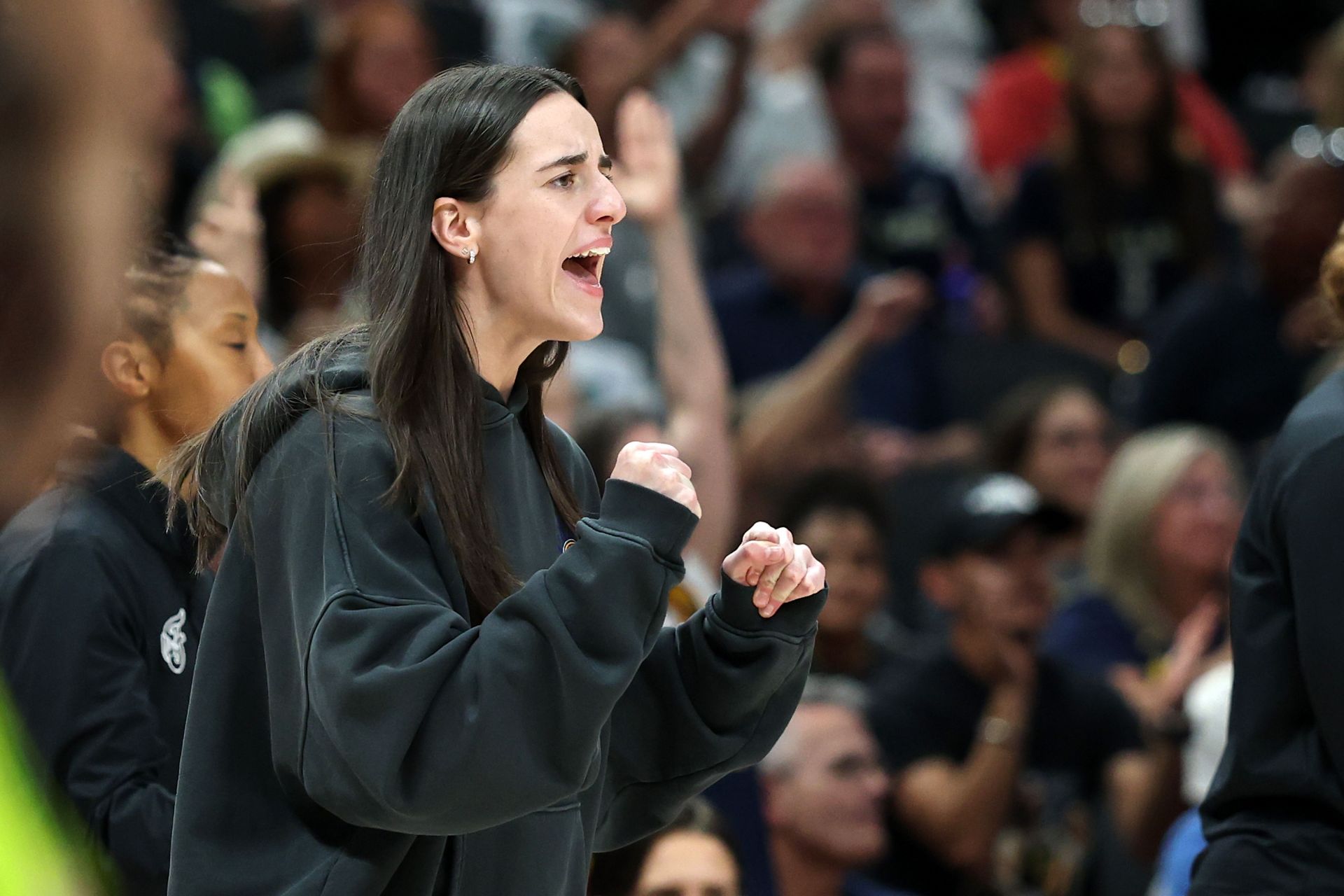 "Pretty sure it was that bald headed ref": Fans react as furious Caitlin Clark restrained by $233,468 Fever star from going after referee