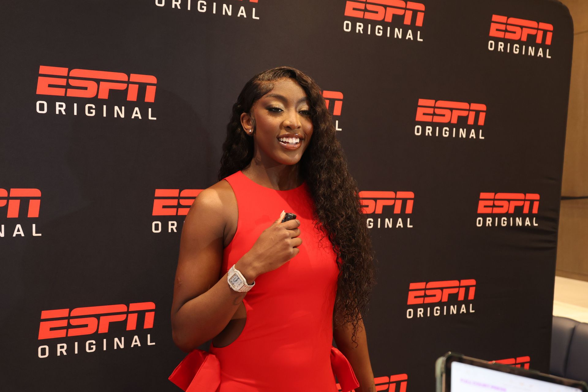 IN PICS: $1.5 million NIL-valued Flau’jae Johnson graces her presence at the US Open