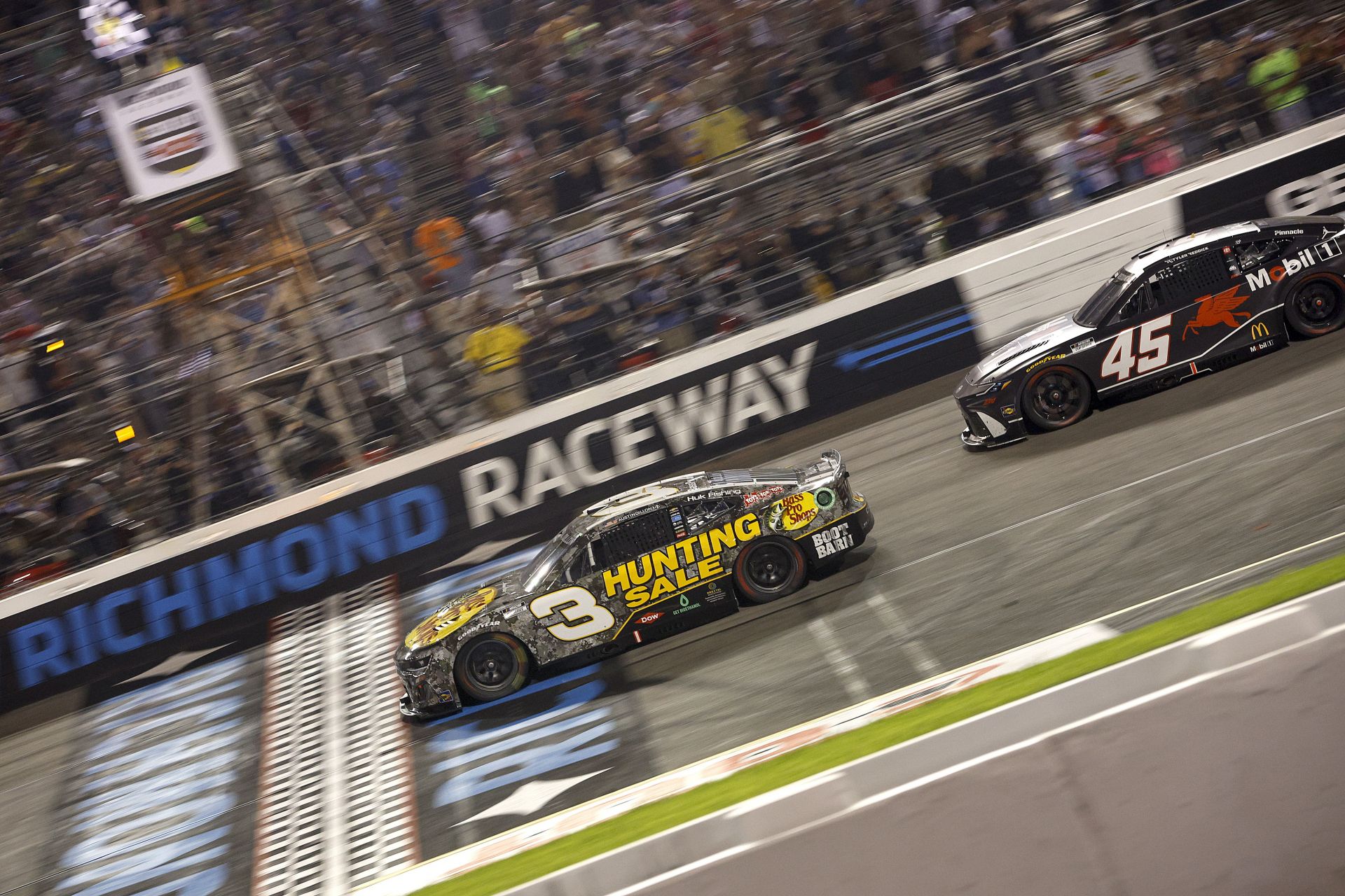 NASCAR DFS Fantasy Picks 2025 Richmond Cup Race: Top Drivers, Sleepers, and Strategy thumbnail