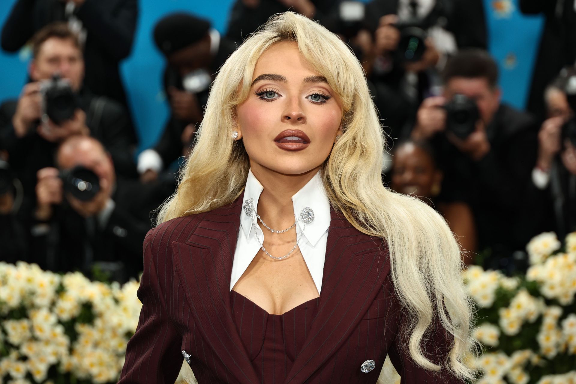 7 song lyrics from Sabrina Carpenter’s ‘Man’s Best Friend’ that are delightfully witty
