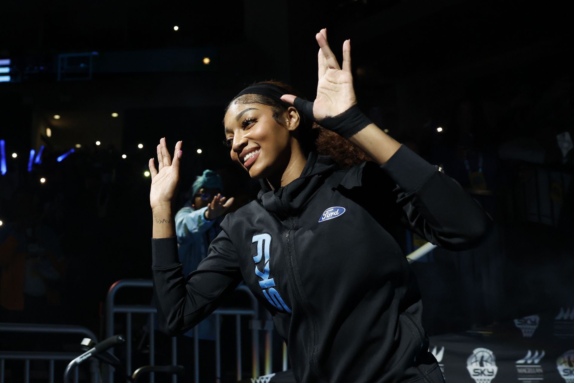 Angel Reese Stats Tonight: How did Chicago Sky star perform against MVP frontrunner A'ja Wilson in Aces clash (Aug 25) thumbnail