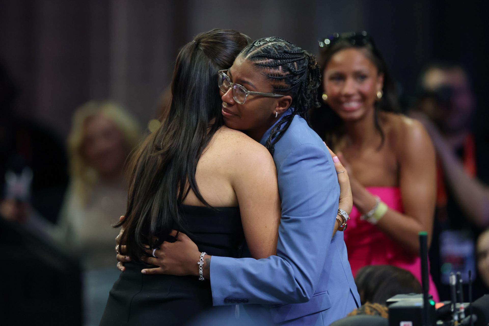 Michael Jordan’s former teammate Brad Sellers’ daughter heads to Israel to revive career after WNBA setbacks 