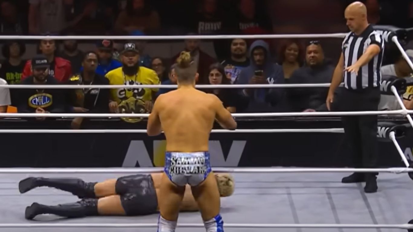 Top star breaks silence after turning heel and becoming champion outside AEW