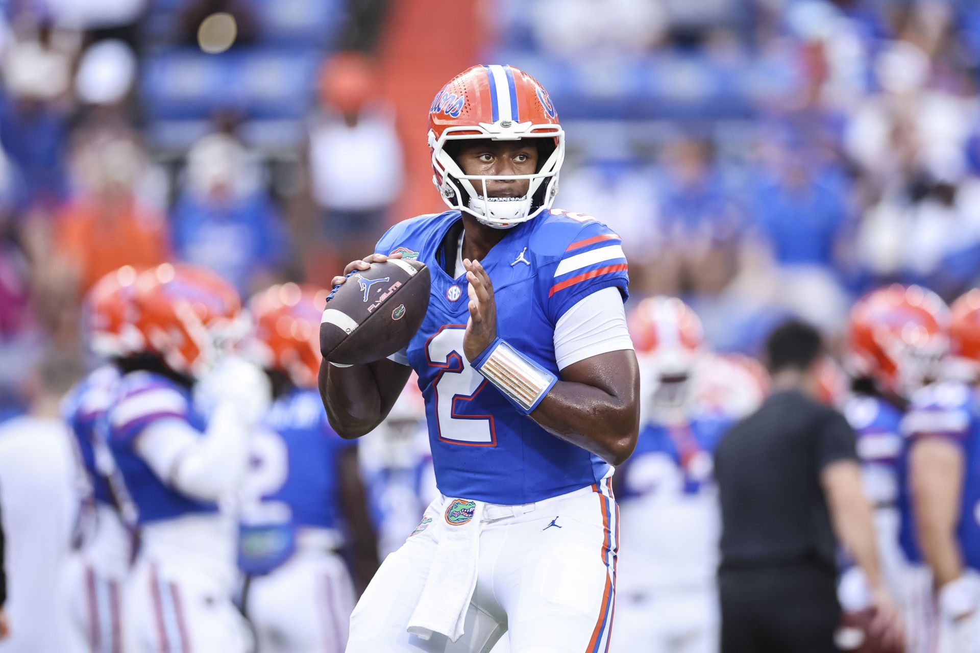 "He looked slow, heavy & rusty": CFB fans troll DJ Lagway despite putting 50 burger in Florida's rout of Long Island