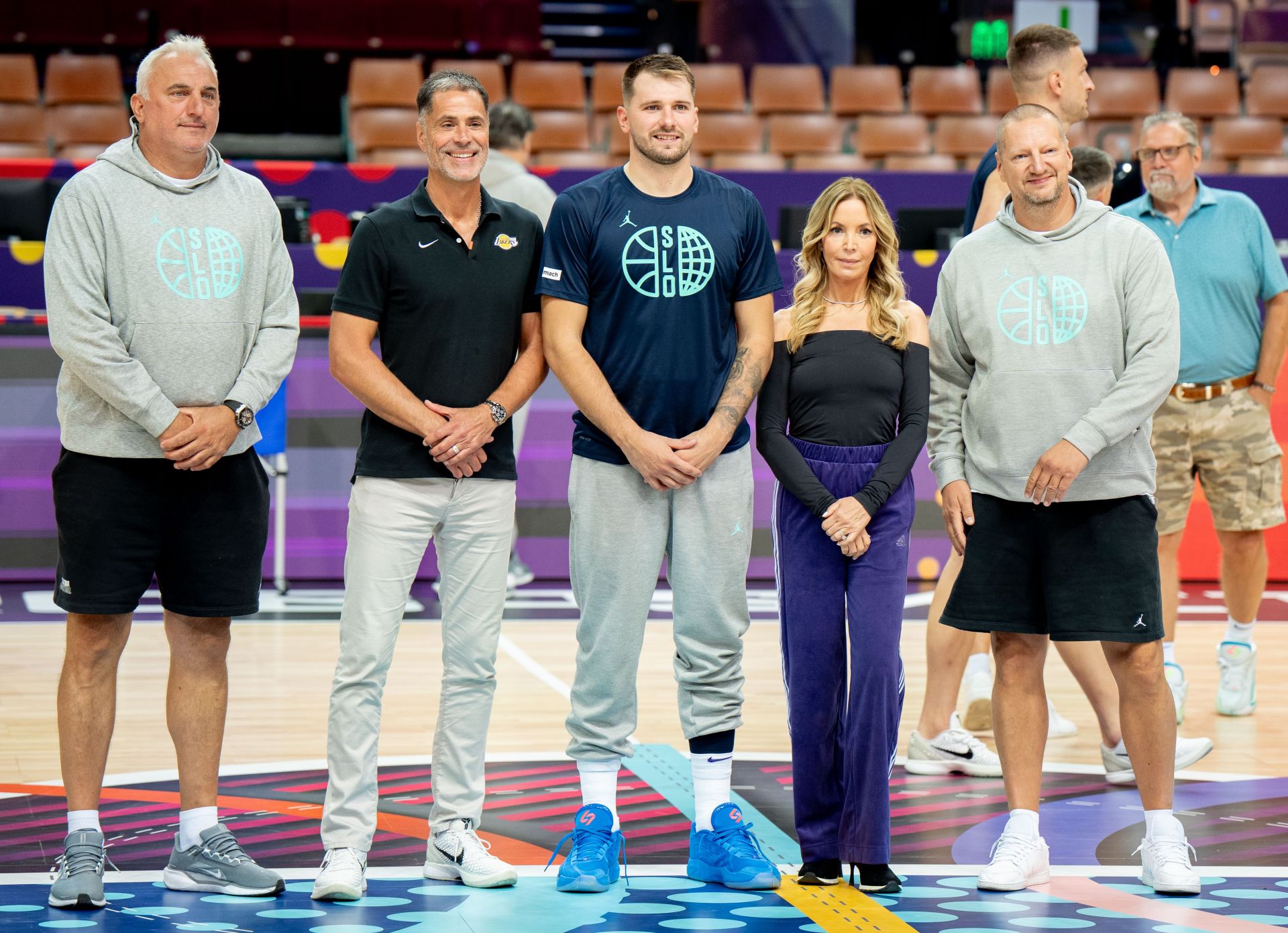 "Never had a player come to the Lakers & be as sad" - Longtime Lakers owner Jeanie Buss reveals Luka Doncic embracing LA after initial discomfort