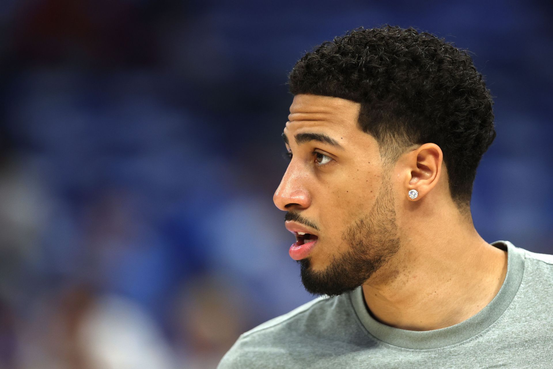 "Wrapping my foot up, helping me shower": Tyrese Haliburton gives fiancee Jade Jones her flowers while narrating proposal setup