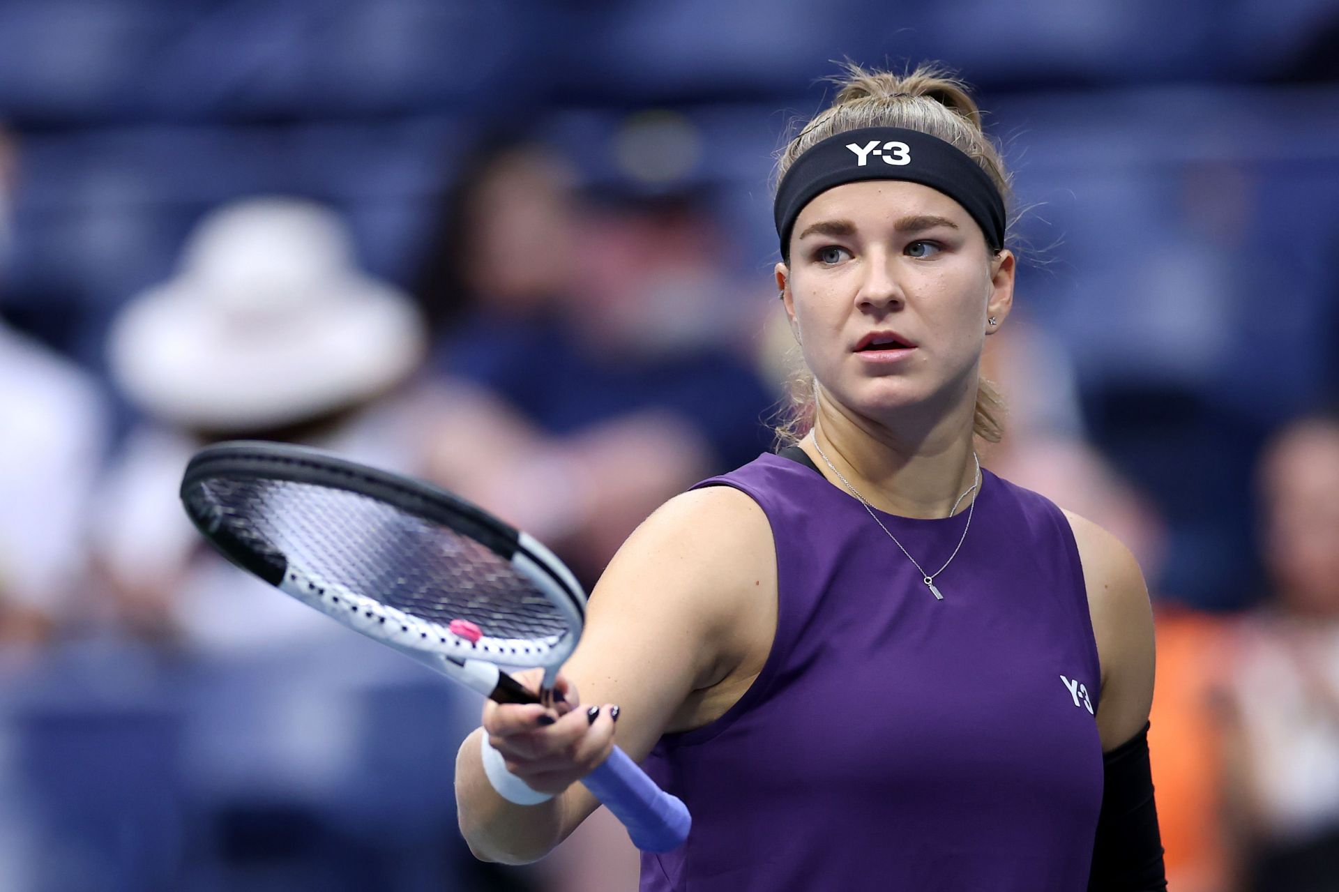 "Women are never safe";"Get the guy banned" - Fans worried for Karolina Muchova's safety after she reveals ex-boyfriend stalking her at US Open