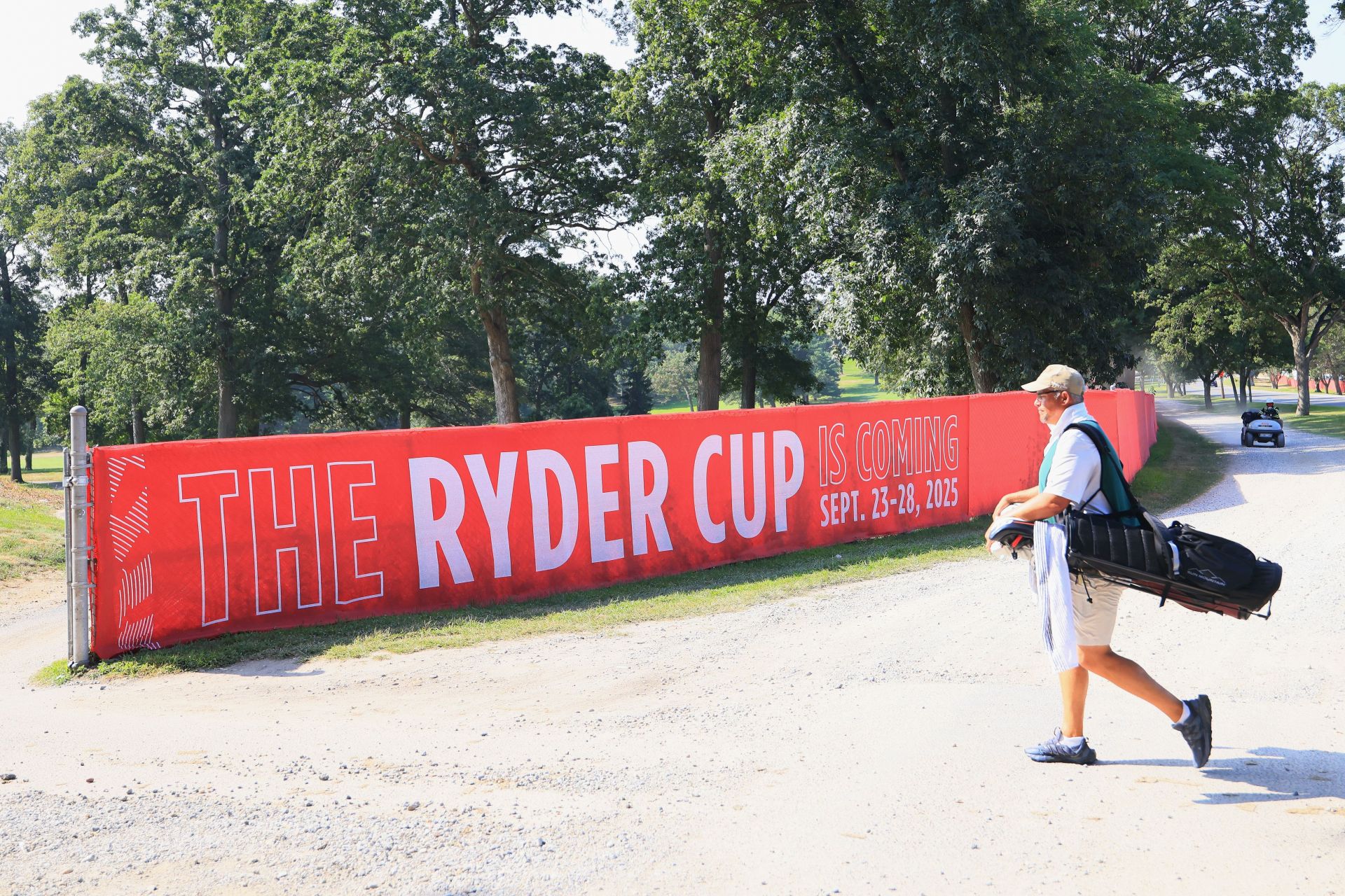 "USA's gonna destroy Europe," "Europe wins comfortably" - Golf fans divided as the 2025 Ryder Cup gets closer thumbnail