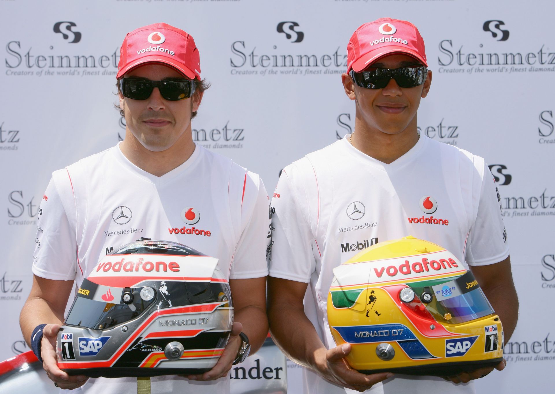 Fernando Alonso and Lewis Hamilton at the 2007 Monaco Grand Prix - Source: Getty