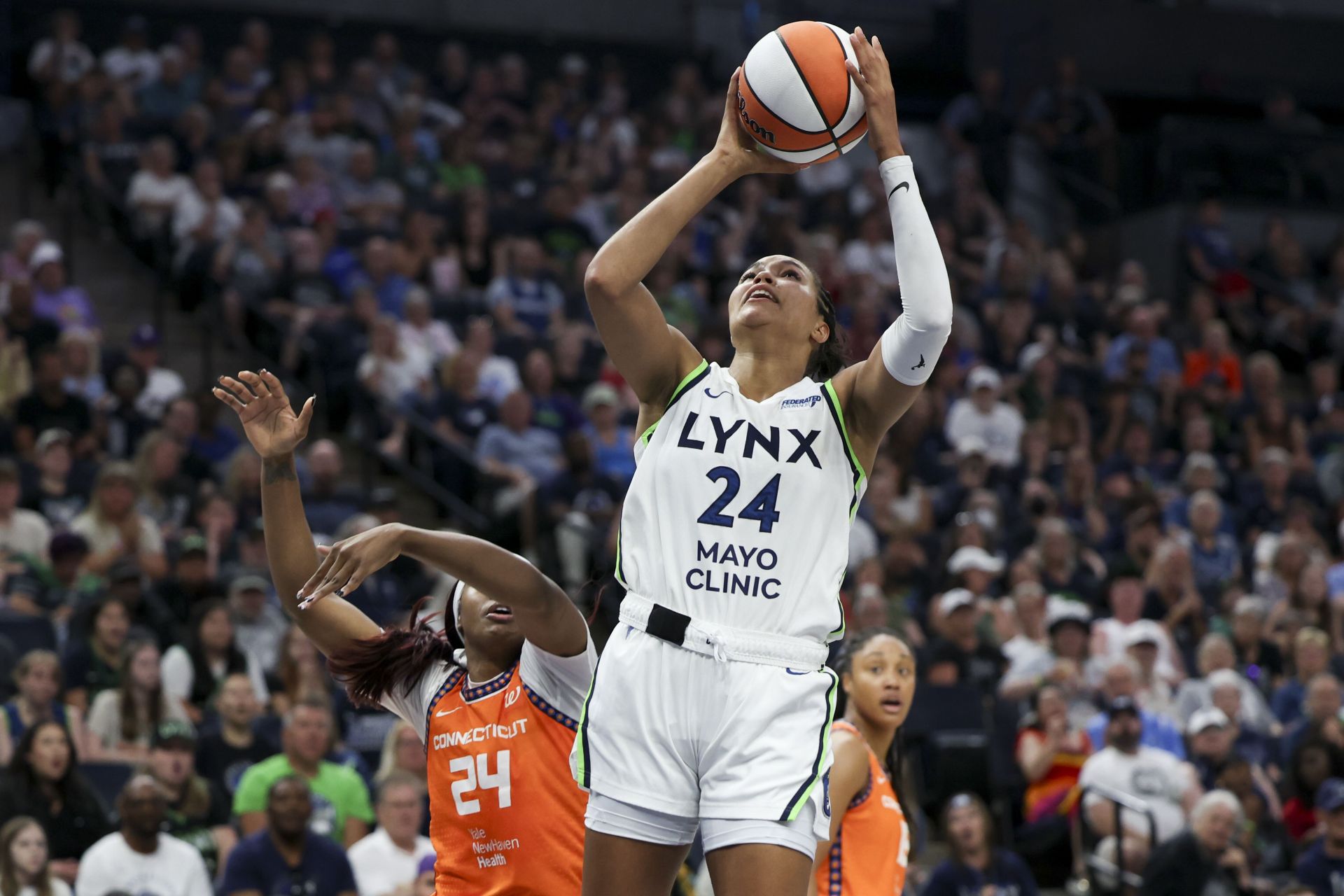 Minnesota Lynx vs Connecticut Sun Game Player Stats and Box Score for Aug 30 | 2025 WNBA Season