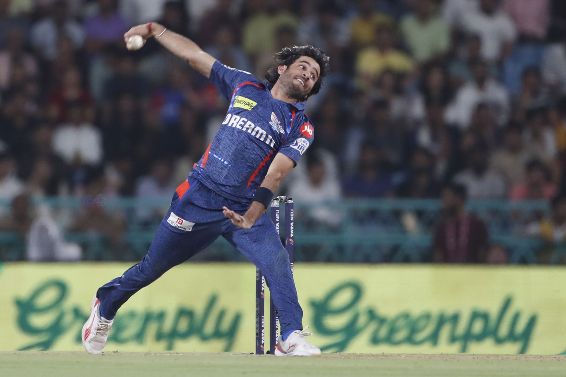 3 Indian spinners who should be bought back at a cheaper price at the IPL 2026 auction ft. Ravi Bishnoi