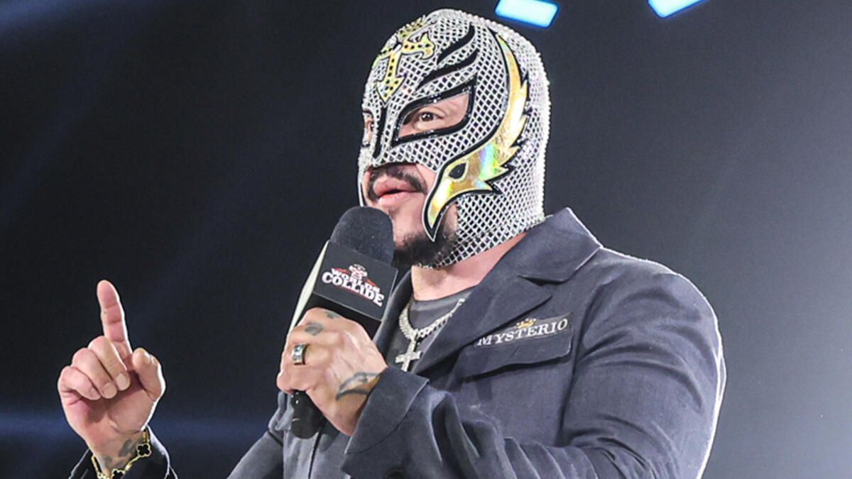 Rey Mysterio spotted unmasked ahead of WWE Clash in Paris