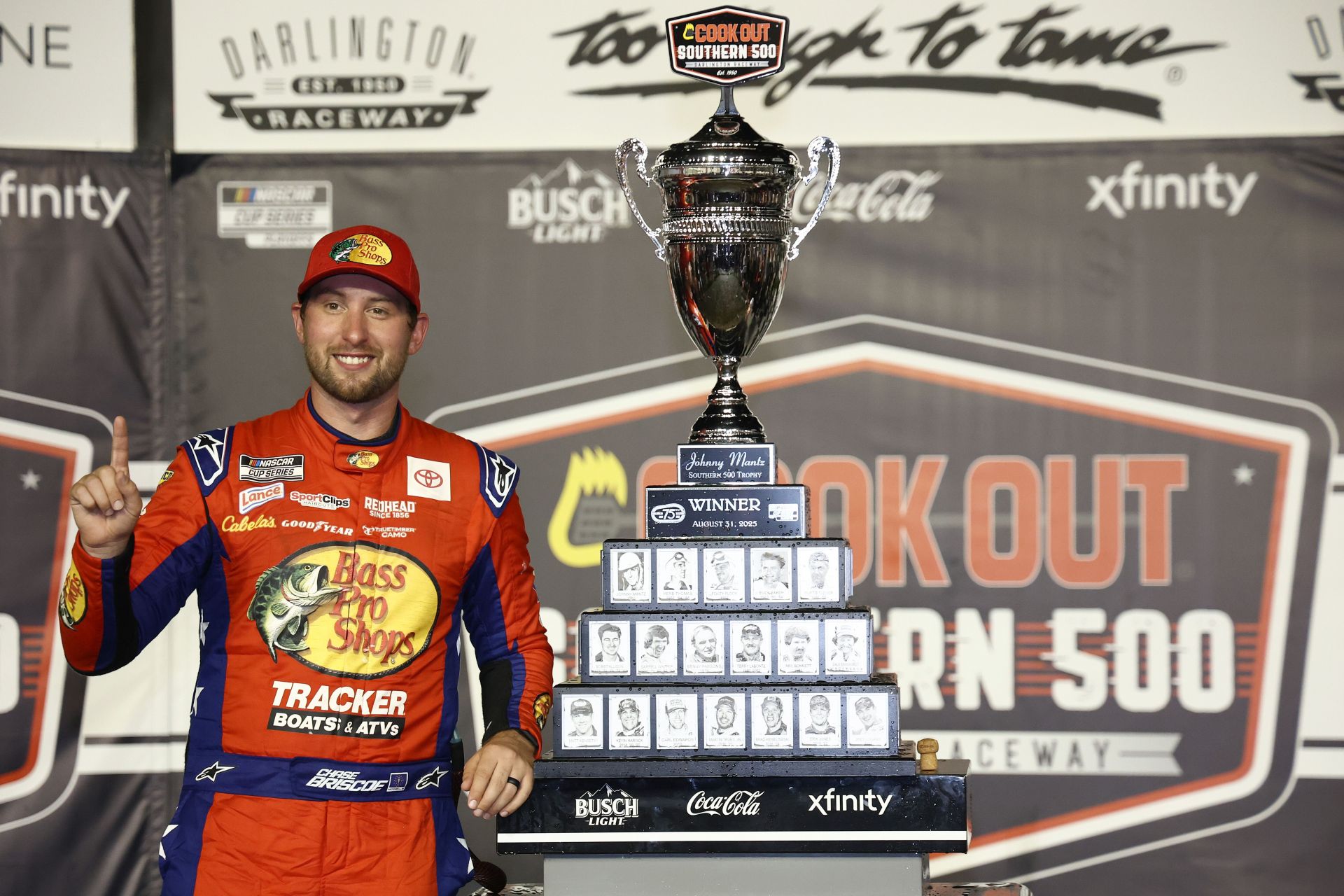 "They hit the nail on the head": NASCAR Insider agues Chase Briscoe has outperformed Martin Truex Jr. at JGR