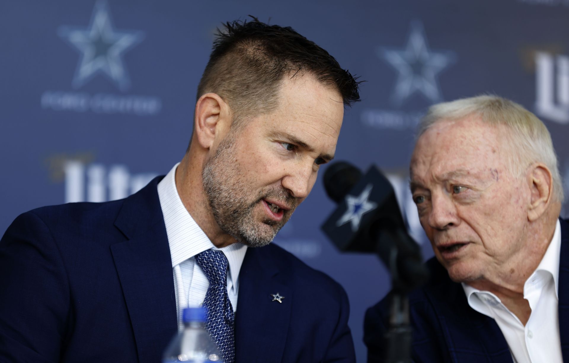 Jerry Jones gives honest review on Brian Schottenheimer’s first game as Cowboys HC after 24-20 loss to Eagles 