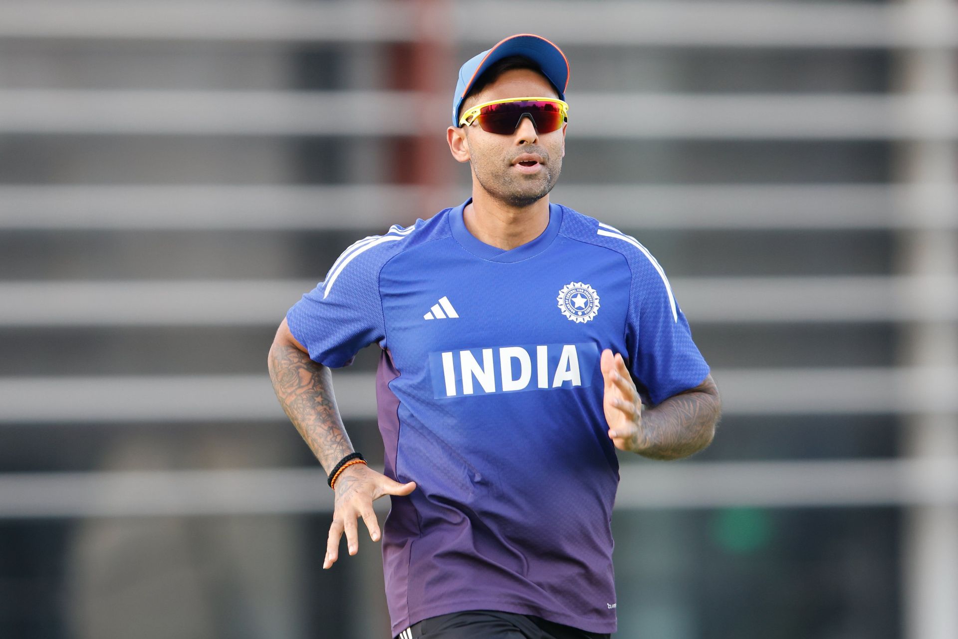 "Local boy" - Suryakumar Yadav's hilarious quip after fans cheer for teammate in Dubai ahead of 2025 Asia Cup [Watch]