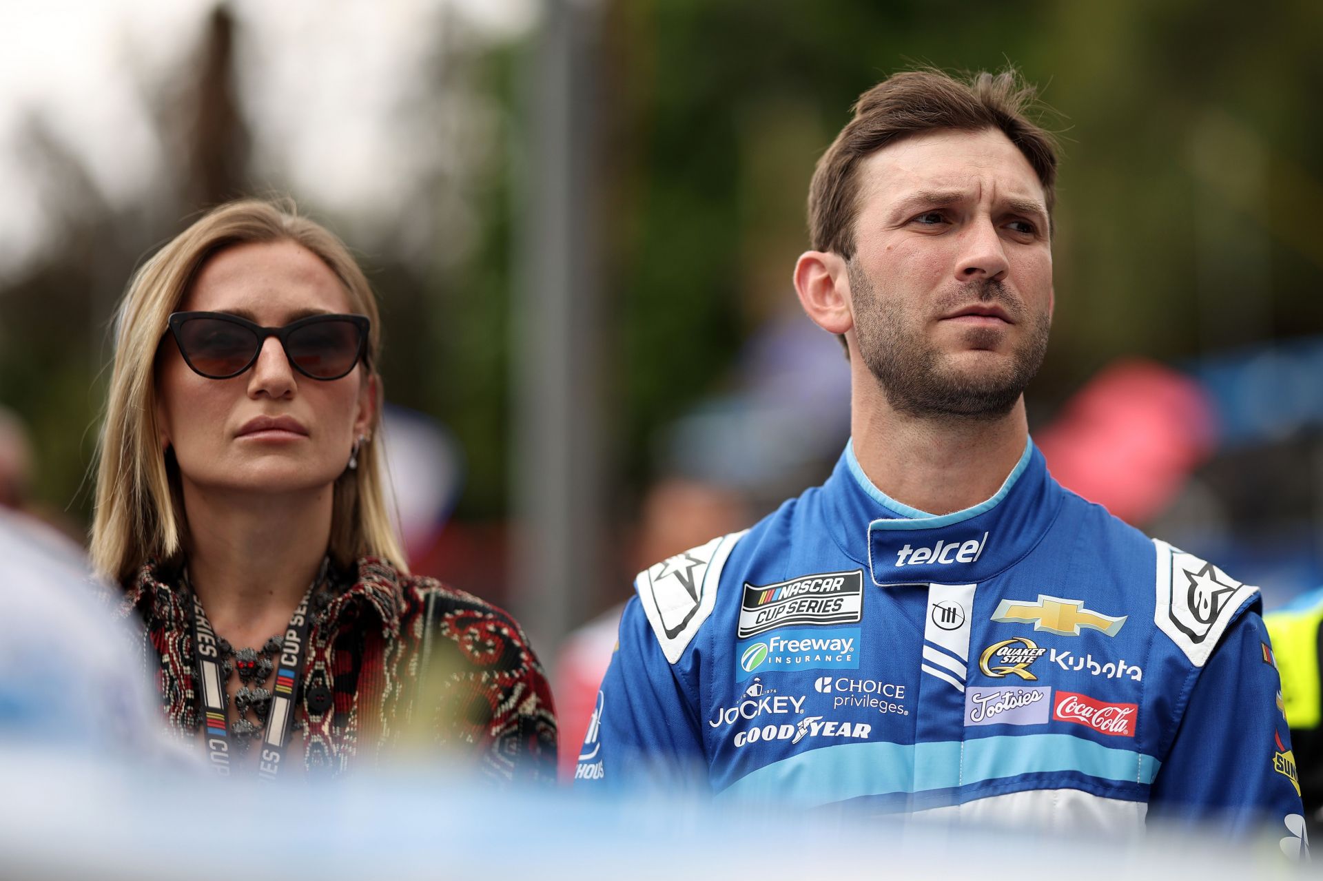 Daniel Suarez's wife joins siblings Kelly Piquet and Nelson Jr. to honor father's legacy at Porsche Cup Brazil