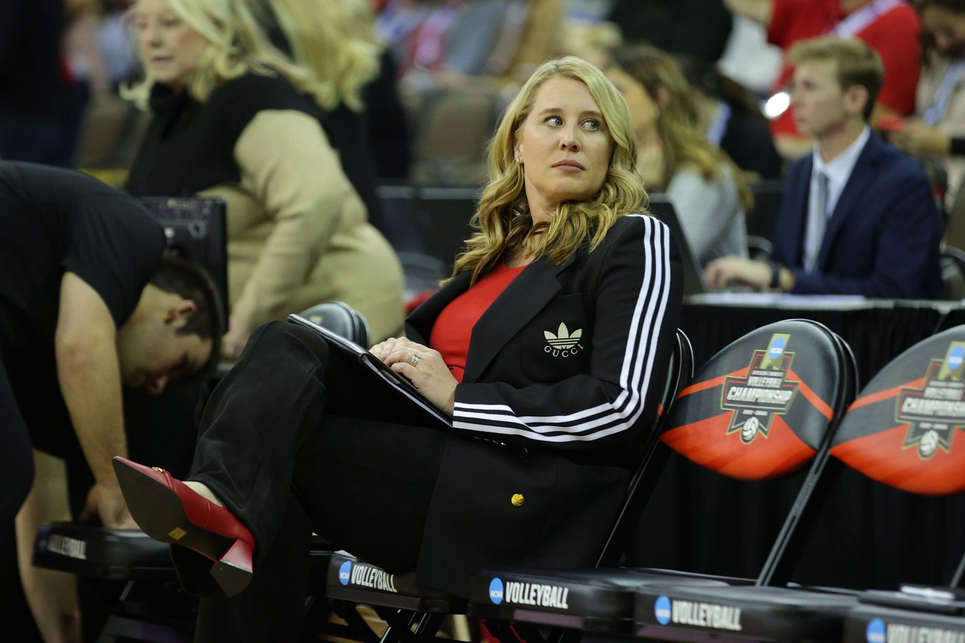 "It was even worse than it felt"- Dani Busboom Kelly gets real on Nebraska Volleyball's reverse sweep performance against California
