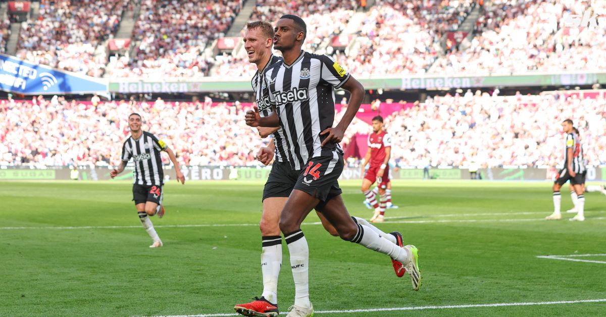 Dan Burn reveals Newcastle squad's reaction to Alexander Isak's summer move to Liverpool amid animosity from club's supporters