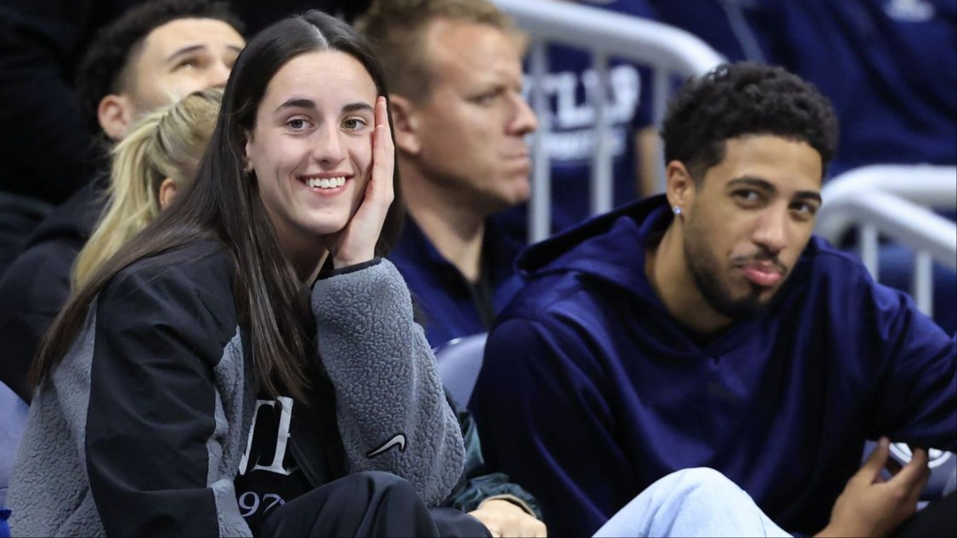 "Who CC is rocking with?" - Tyrese Haliburton trolls Caitlin Clark at Iowa State's rivalry matchup with Iowa