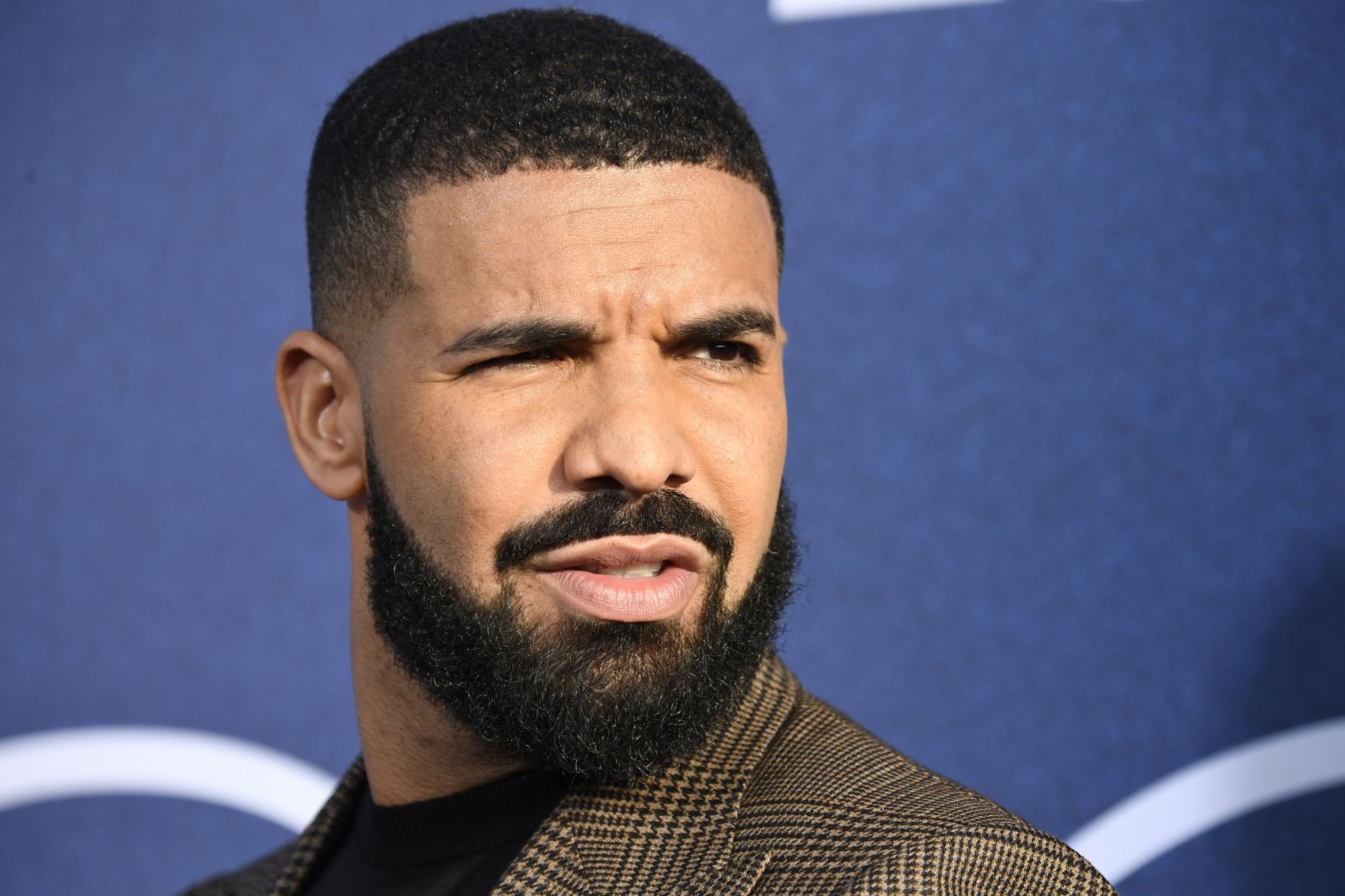 "Yea the ice is really Melting" - Internet reacts to DJ Hed seemingly asking Drake fans why they were surprised about "ICEMAN" ep. 3 being "cold"