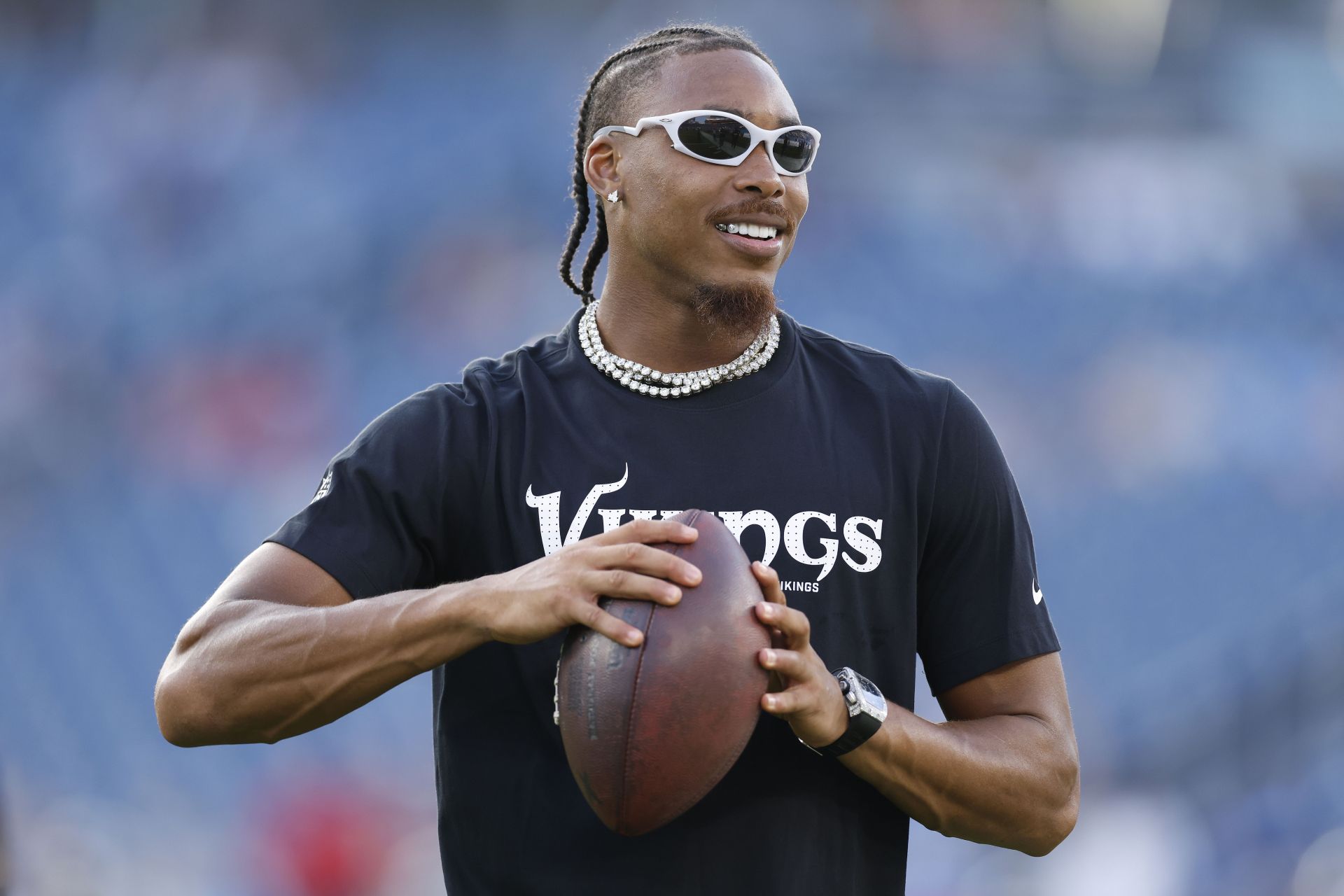 Justin Jefferson Fantasy Outlook 2025: Should I start Vikings WR amid hamstring injury concerns?