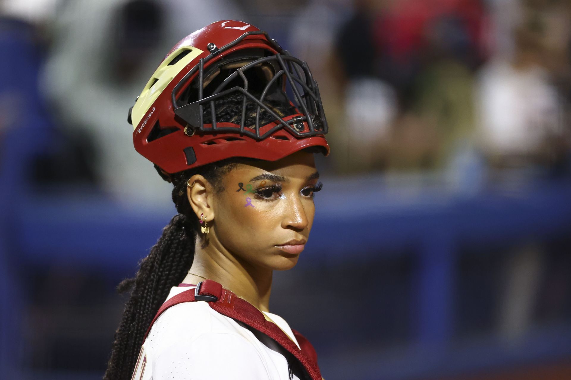 Michaela Edenfield rocks chic street style as she joins Alesha Ocasio, Aliyah Andrews, and more for a scenic Chicago River boat trip under 