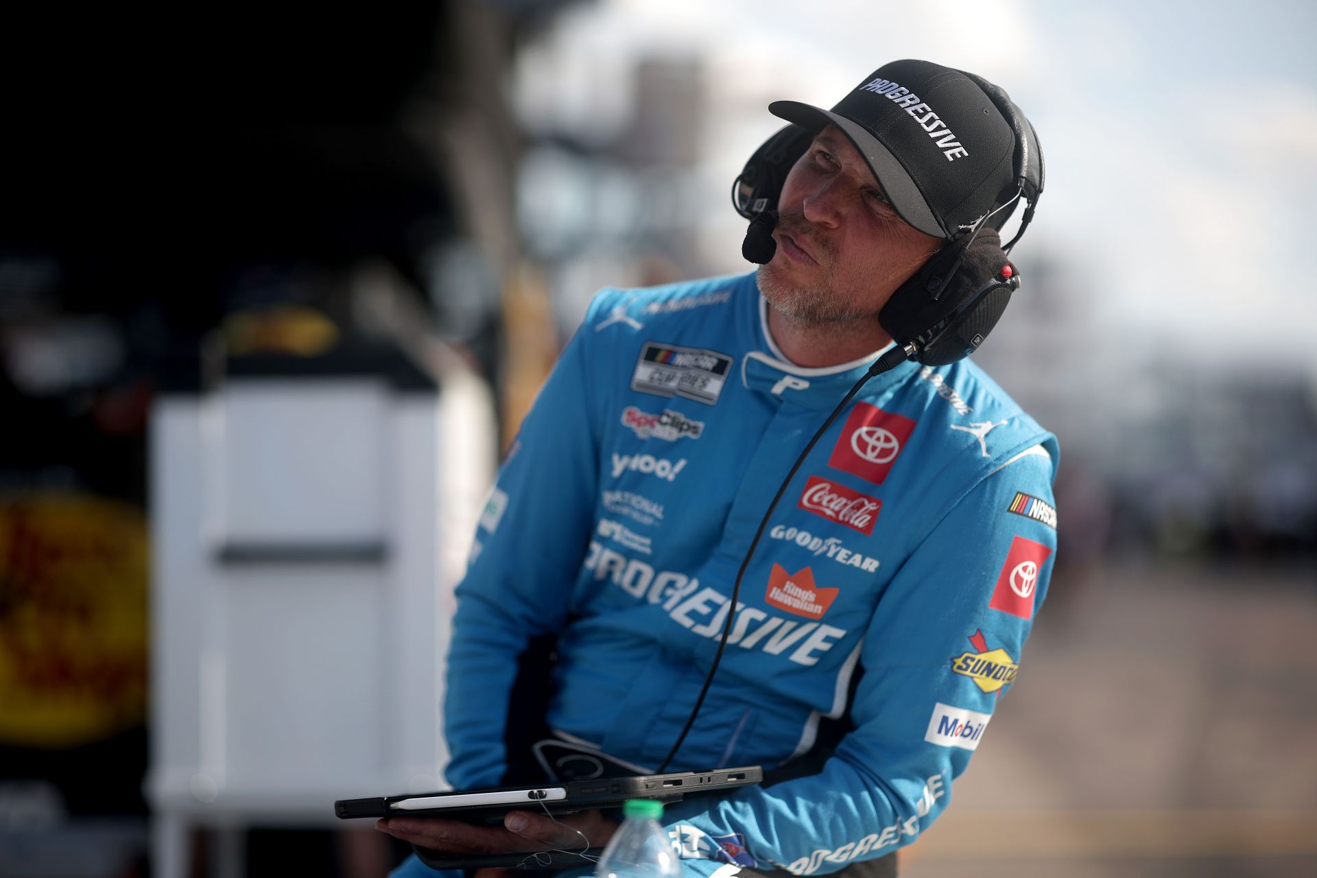 NASCAR insiders address Denny Hamlin’s chances of claiming his first Cup Series championship: “Spot off”