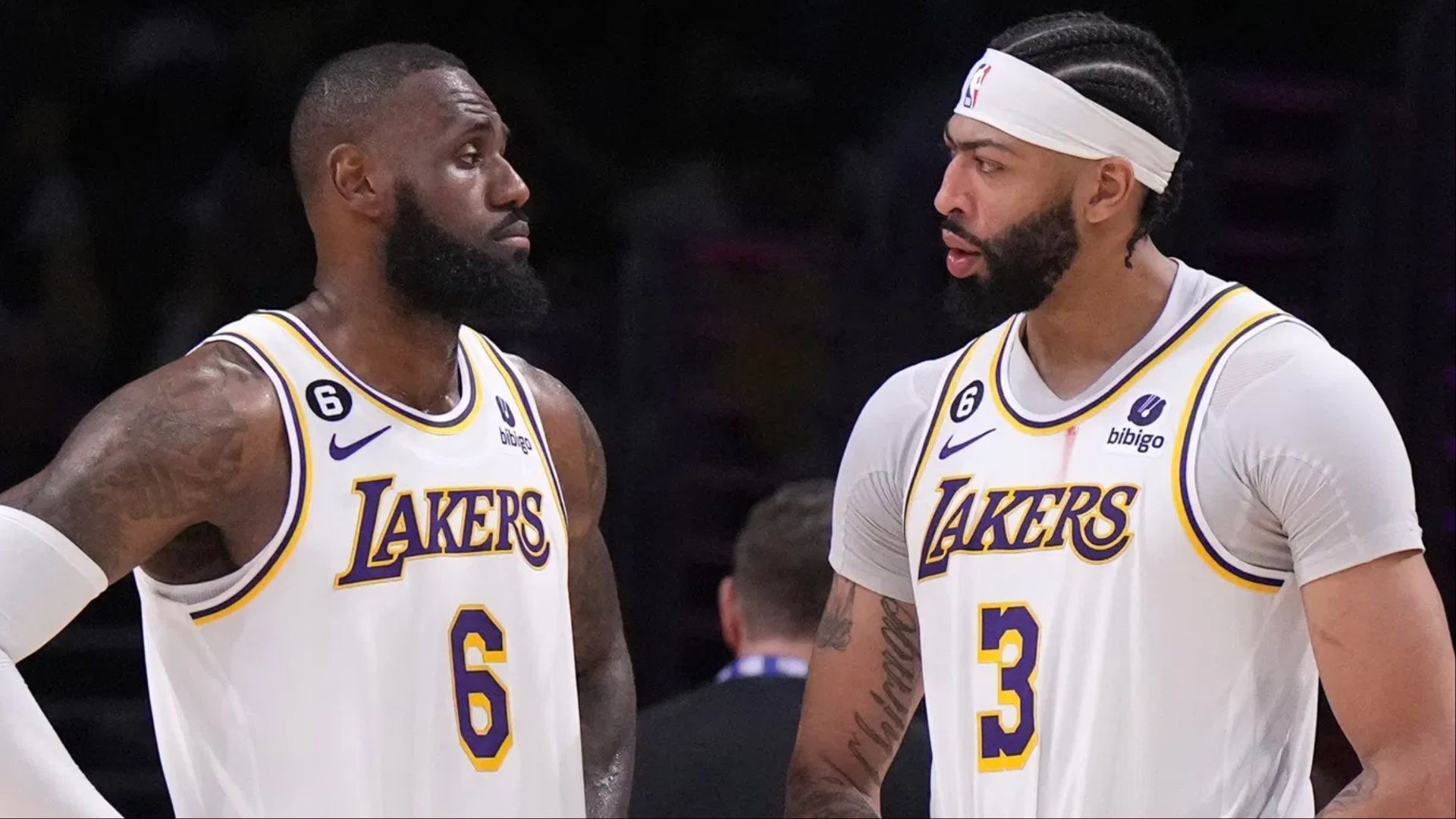 "ELITE" - Anthony Davis shares candid reaction to LeBron James' Hall of Fame nod
