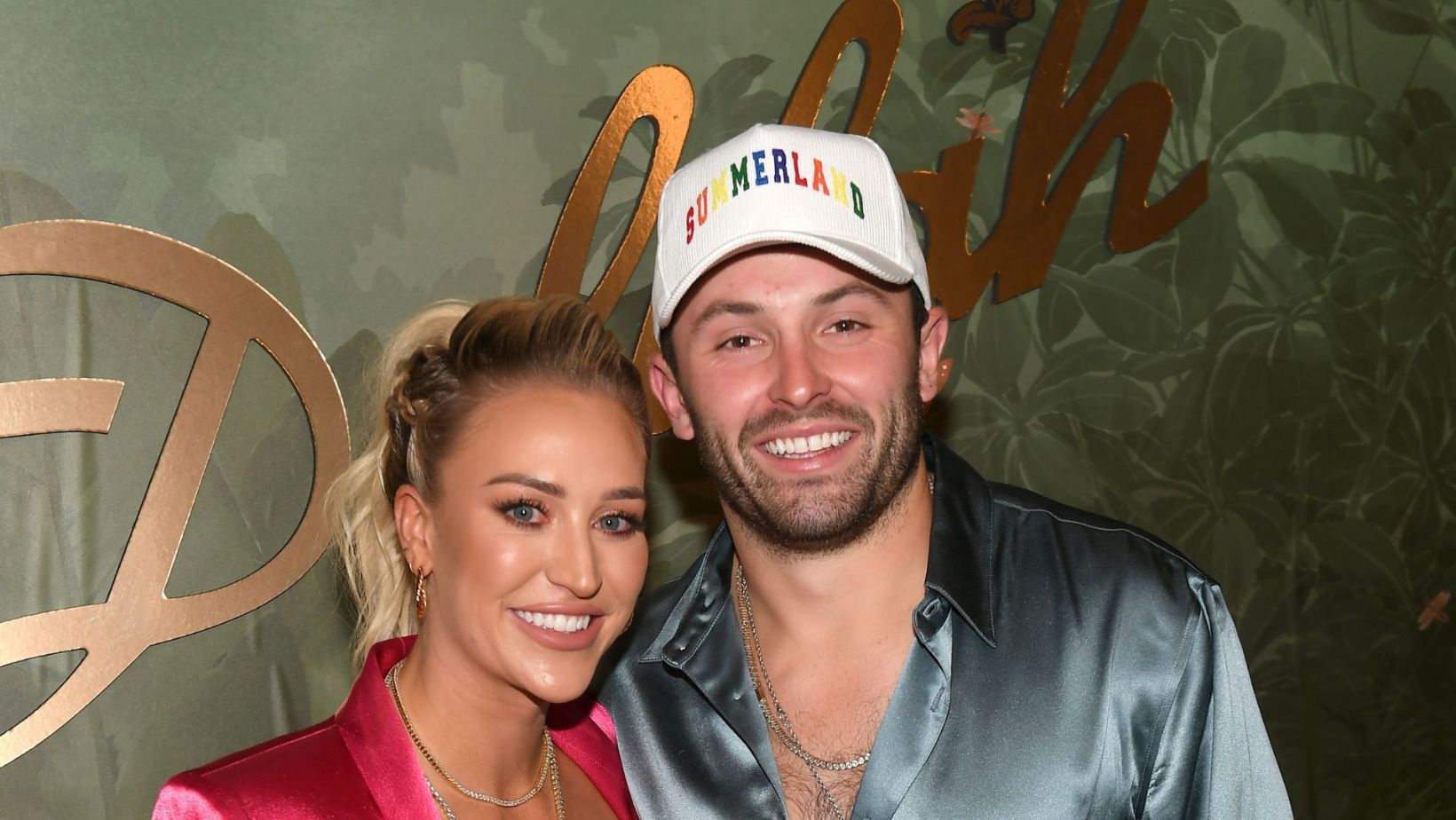 Baker Mayfield's wife Emily drops flirty 4-word message as $100,000,000 QB jets off for Bucs vs. Falcons Week 1 game