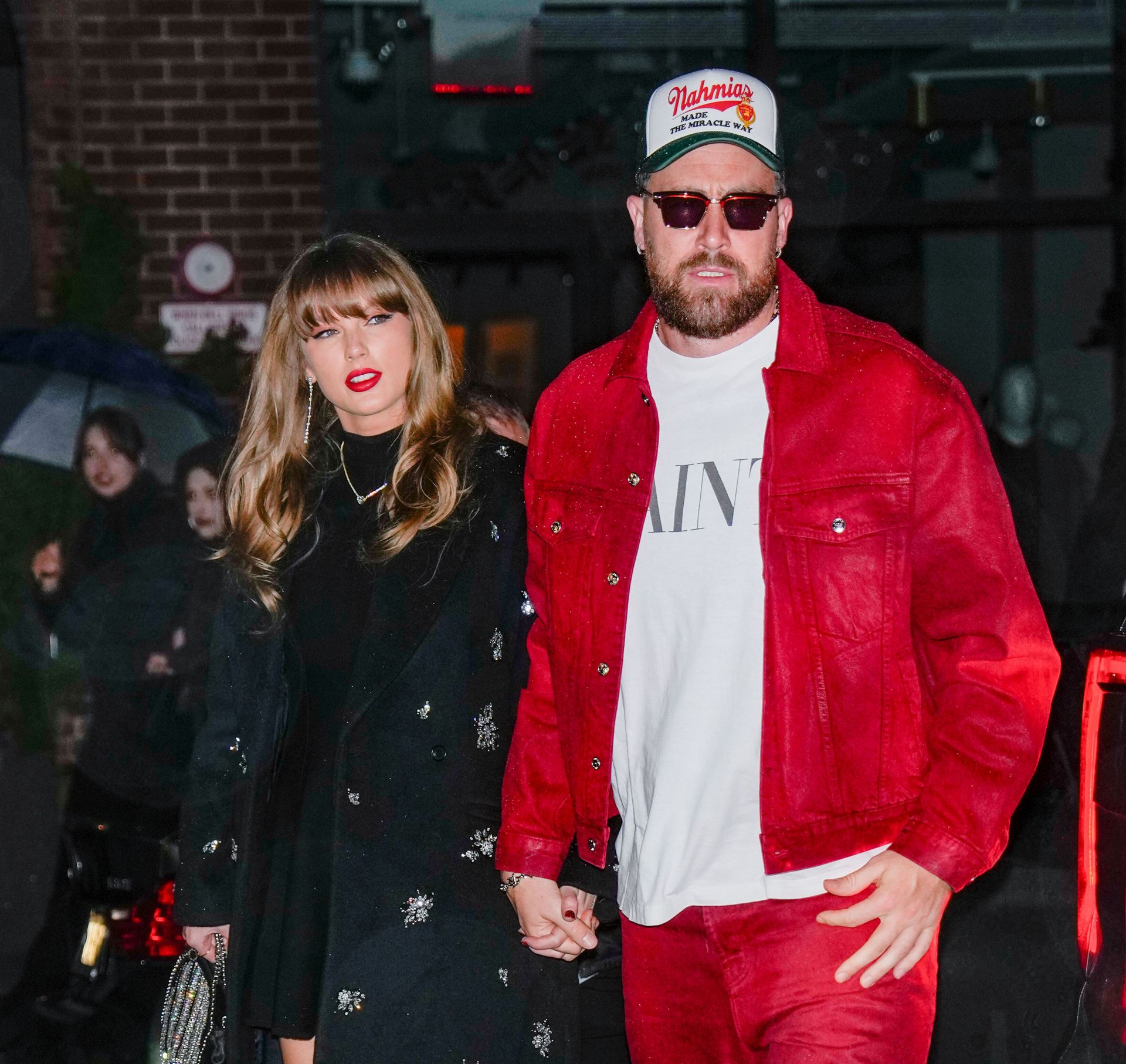 Travis Kelce and Taylor Swift to follow in Josh Allen and Hailee Steinfeld's footsteps for major wedding decision: Report