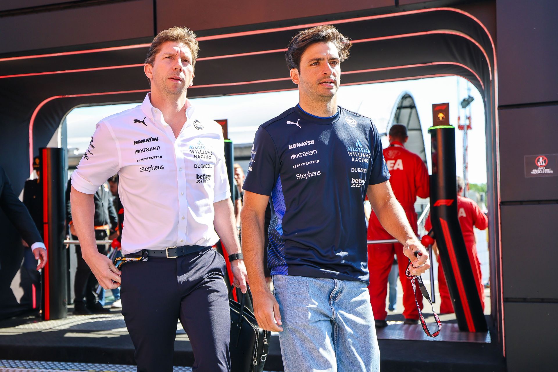 "We'll come back fighting": Carlos Sainz's boss optimistic after bittersweet Monza result
