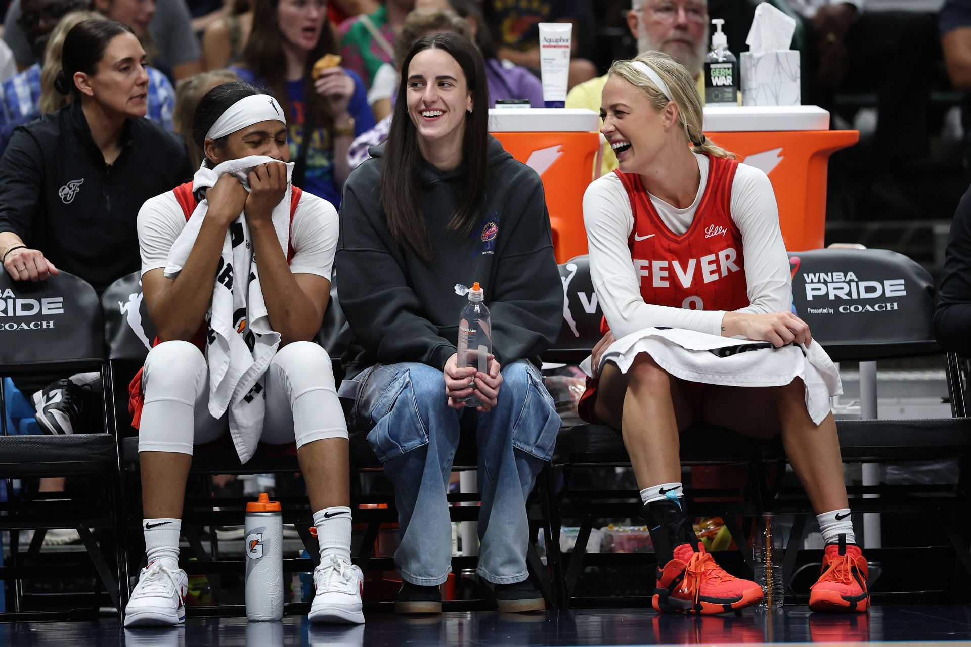 "Psycho": Sophie Cunningham sums up $90,000 teammate with one-word for her hype act ahead of playoffs