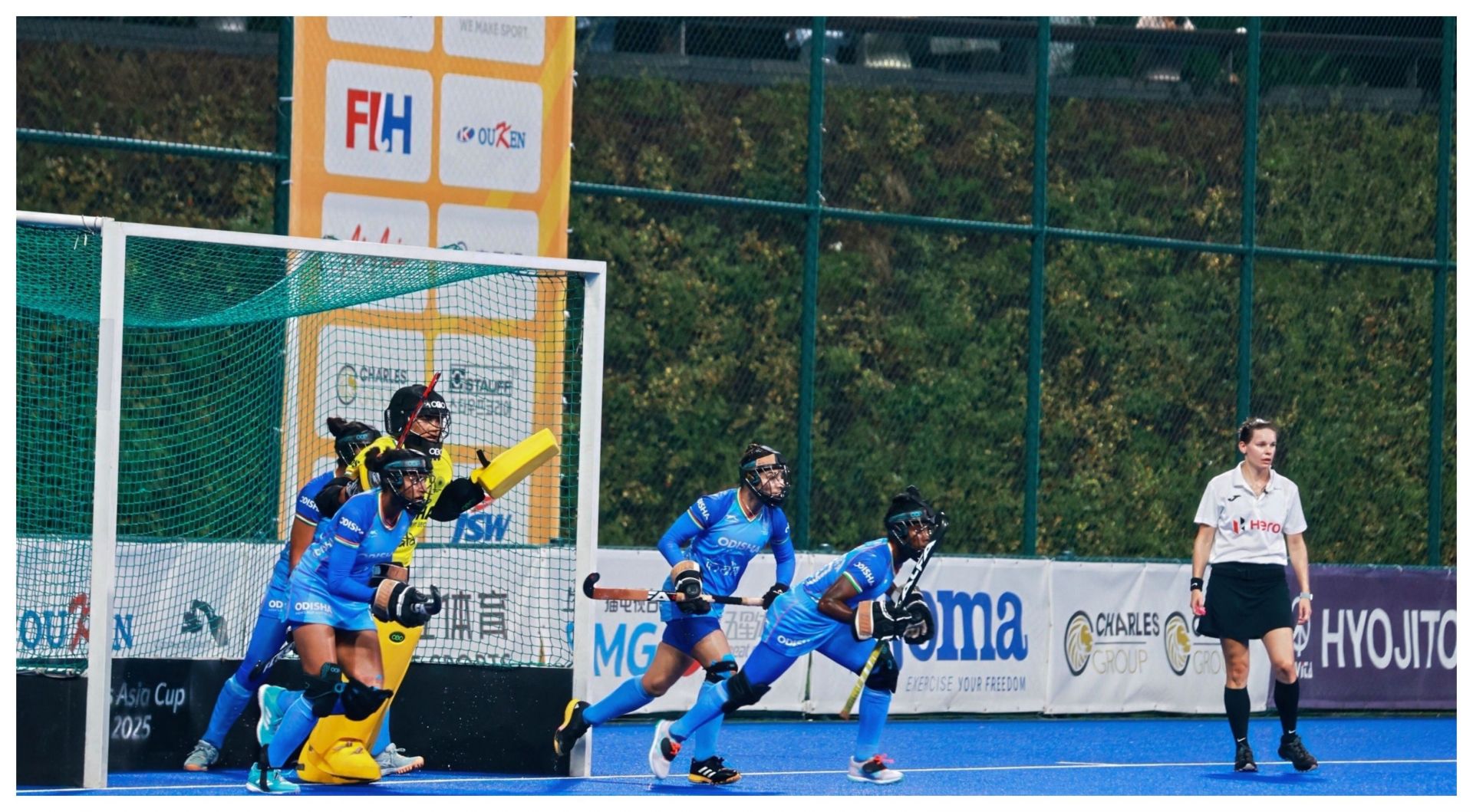 Indian girls remain in contention for finals despite 1-4 defeat against China in women's hockey Asia Cup