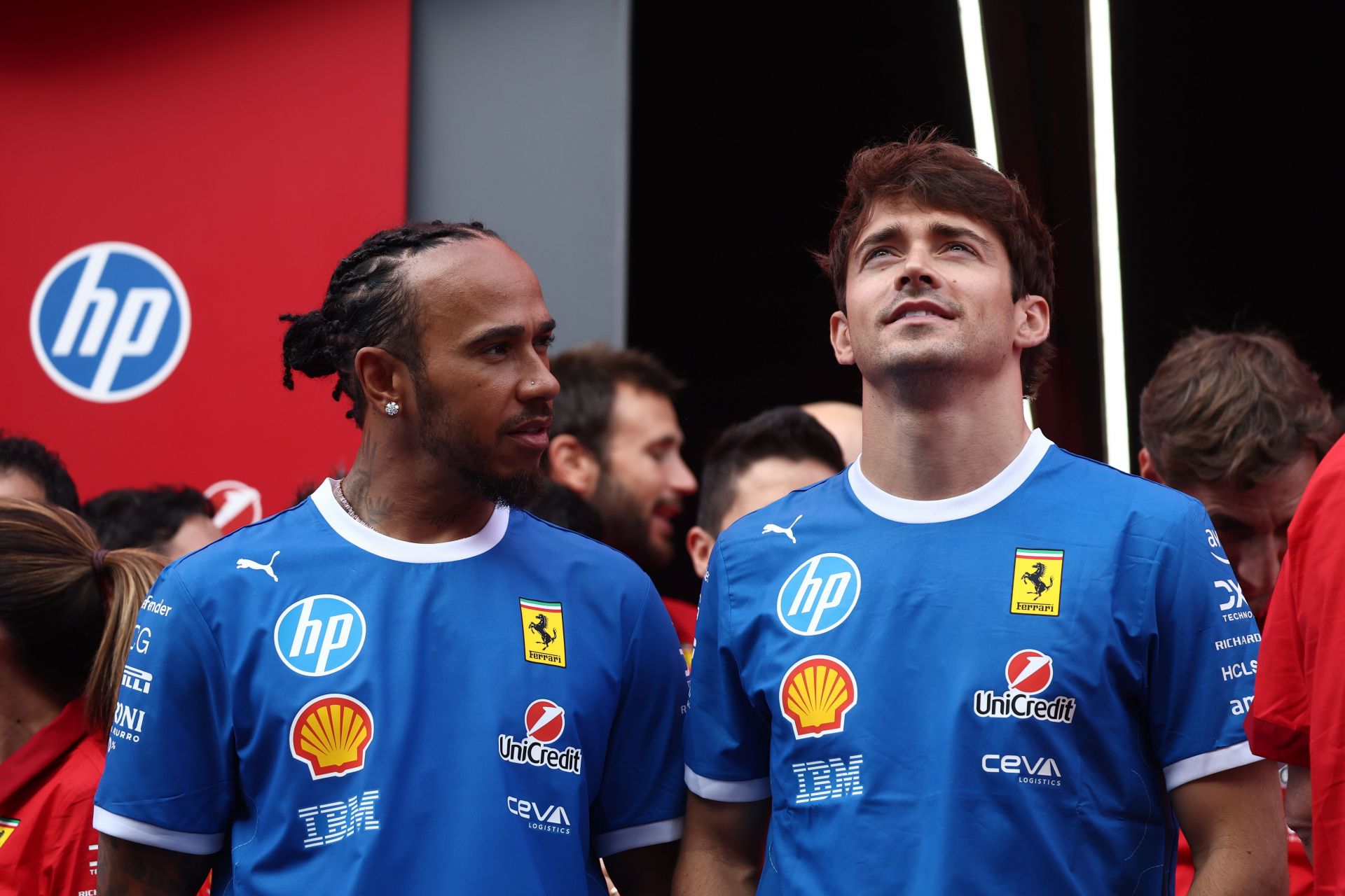 “They will ruin his career”: Fans react as reports emerge of Ferrari’s interest in Lewis Hamilton’s successor