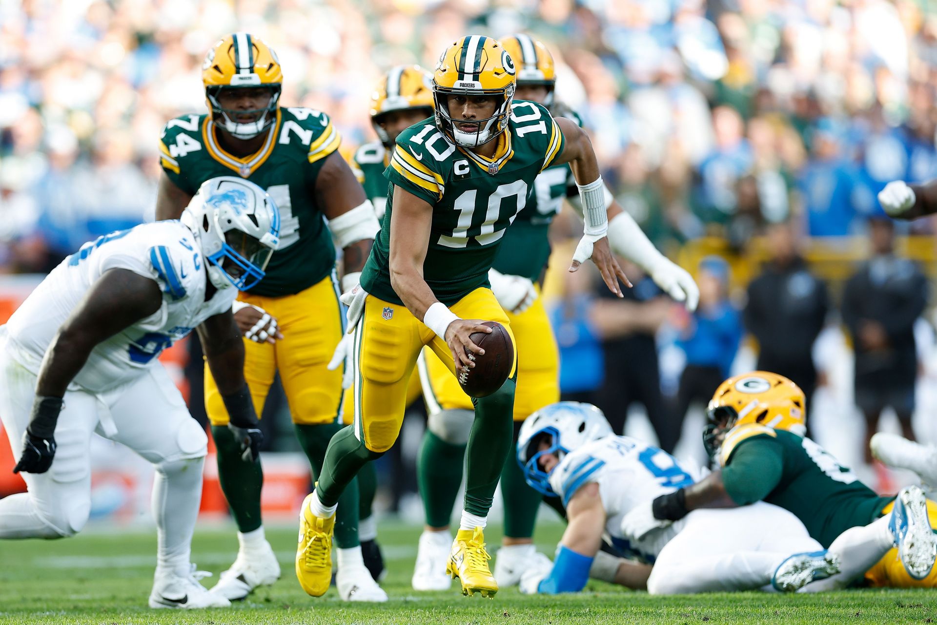 Who are the Packers-Commanders announcers for Thursday Night Football? Week 2 TNF coverage team explored