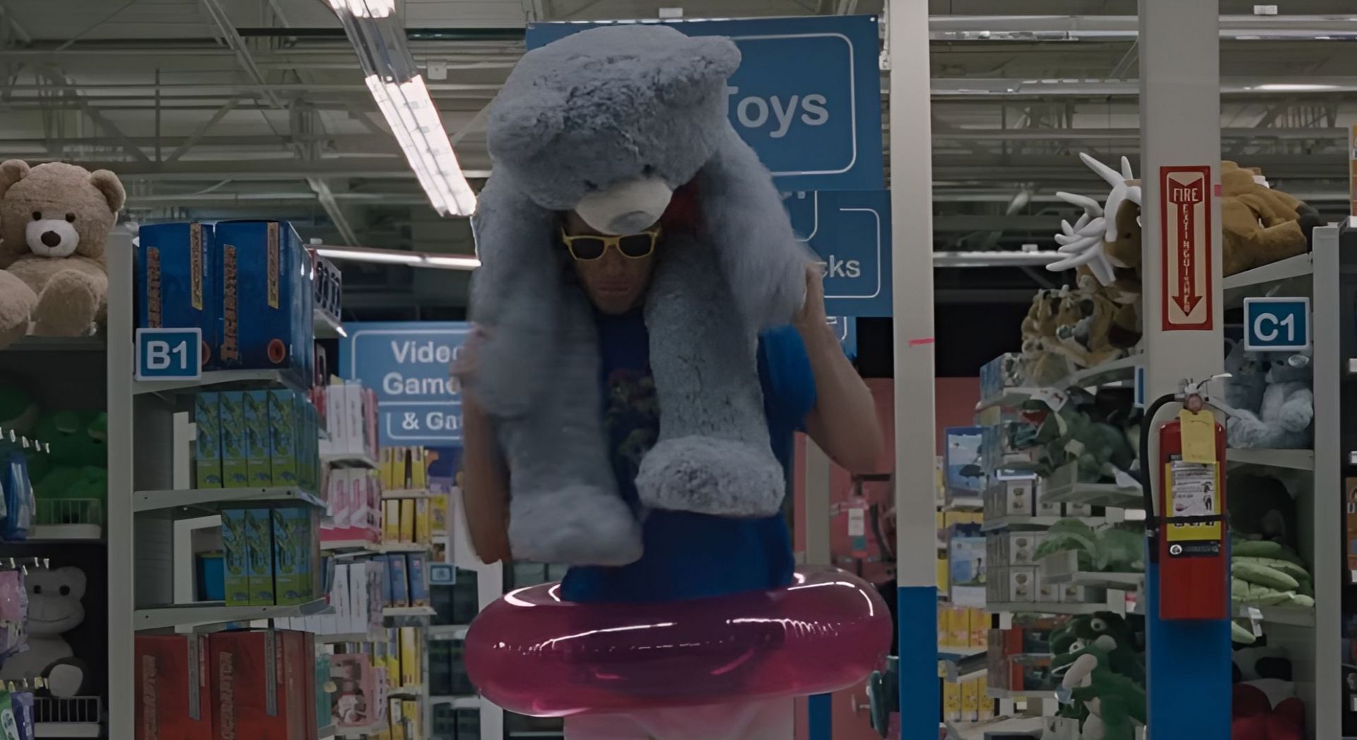 Roofman (2025): Full list of cast and characters explored