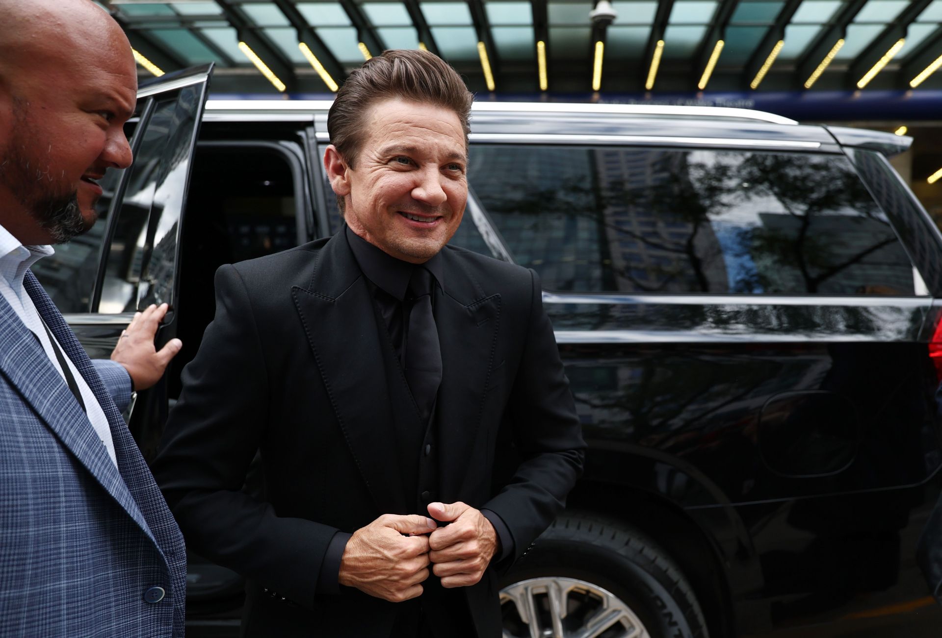 "lot of support, man": Jeremy Renner opens up about doing his first movie, Knives Out 3, after a near-death accident