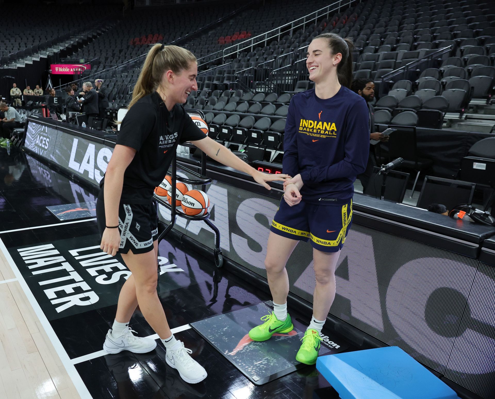 "She doesn't know how to turn it off" - Caitlin Clark's friend Kate Martin blames lack of rest for Fever superstar as key reason behind injury
