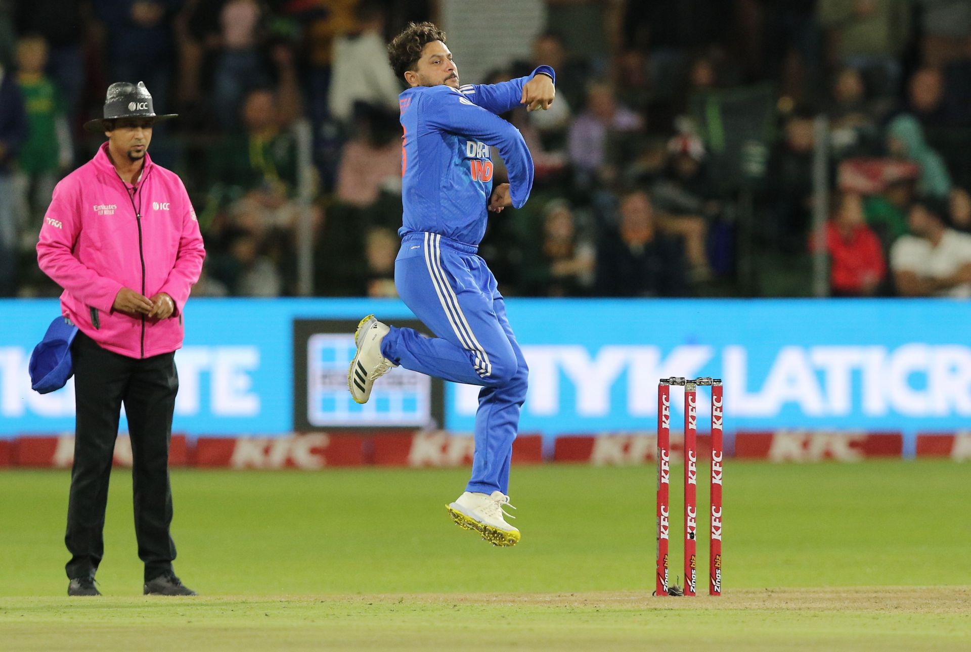 India’s World Cup-winning star picks playing 11 for IND vs UAE Asia Cup 2025 match; drops Kuldeep Yadav