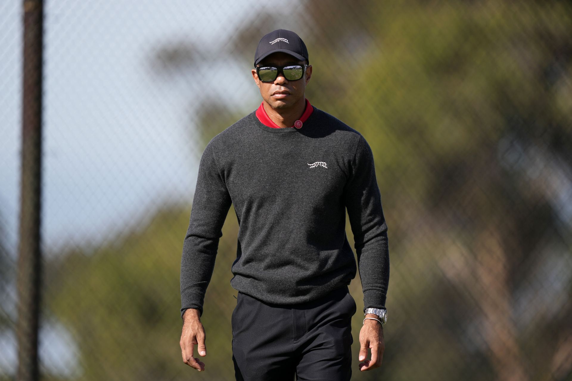 "Tiger Woods' a** should be on Champions Tour" - Fans react to the 15x Major champ reportedly returning
