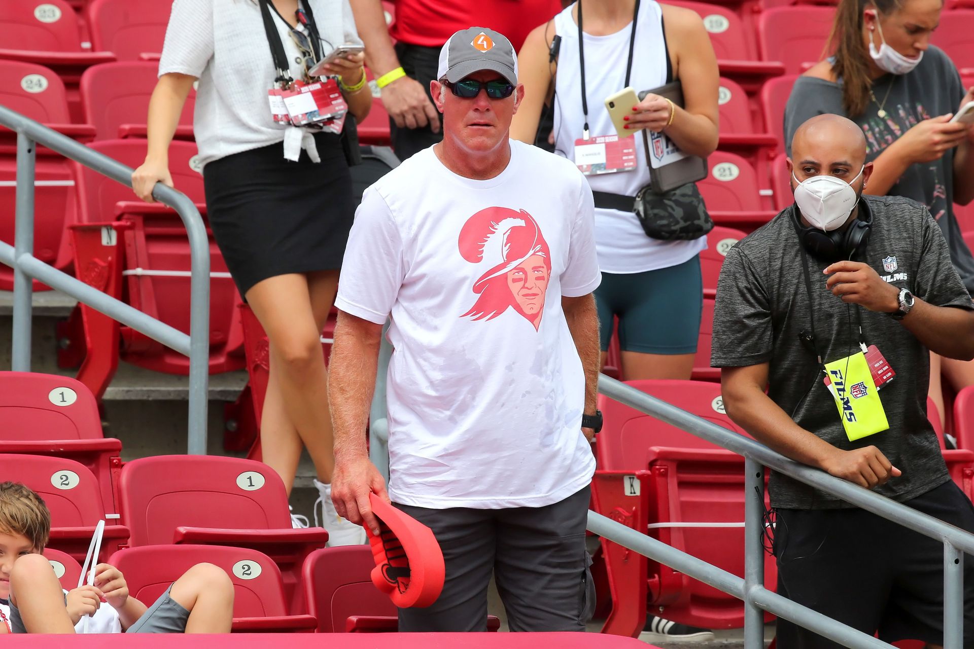 "It's scary because they can't fix that": HOF'er Brett Favre gets honest about struggling with Parkinson's disease